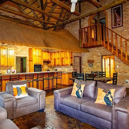 Vila Adventure Bush House Marloth Park Exteriér fotografie